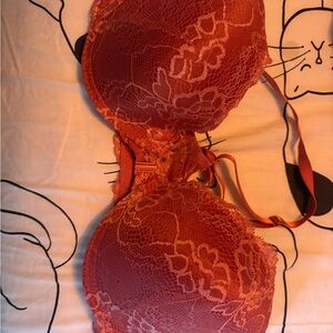 Marilyn Monroe Lace Bra in Vibrant Orange